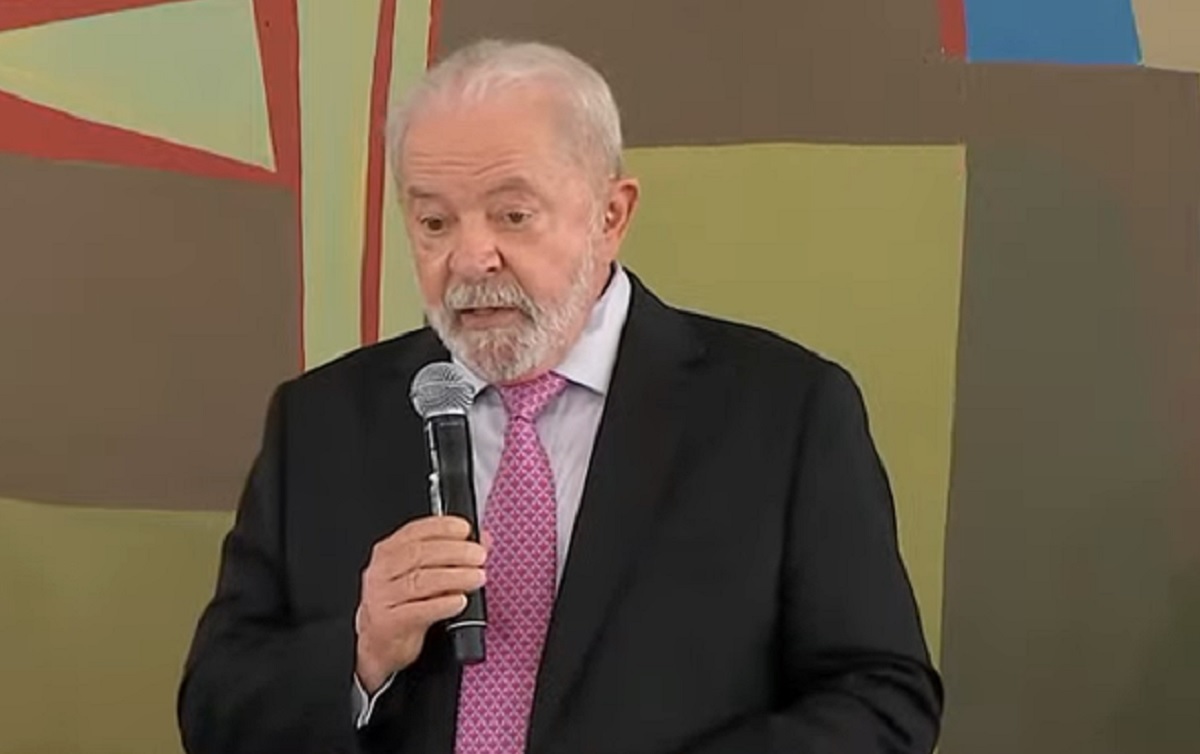 'Saímos das trevas para um novo tempo', diz Lula a reitores de universidades e institutos federais
